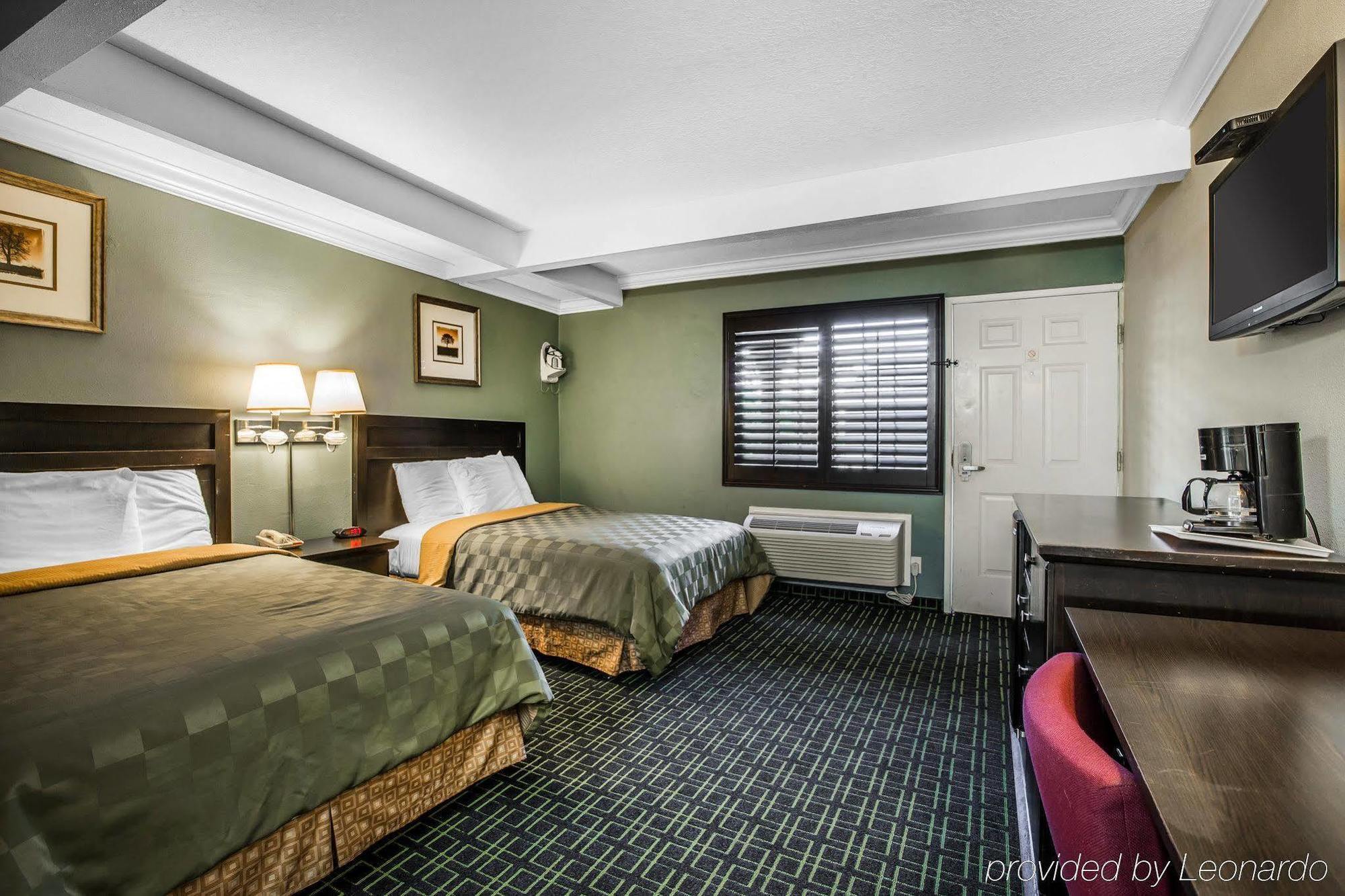 Rodeway Inn Hollywood Los Angeles Exterior photo