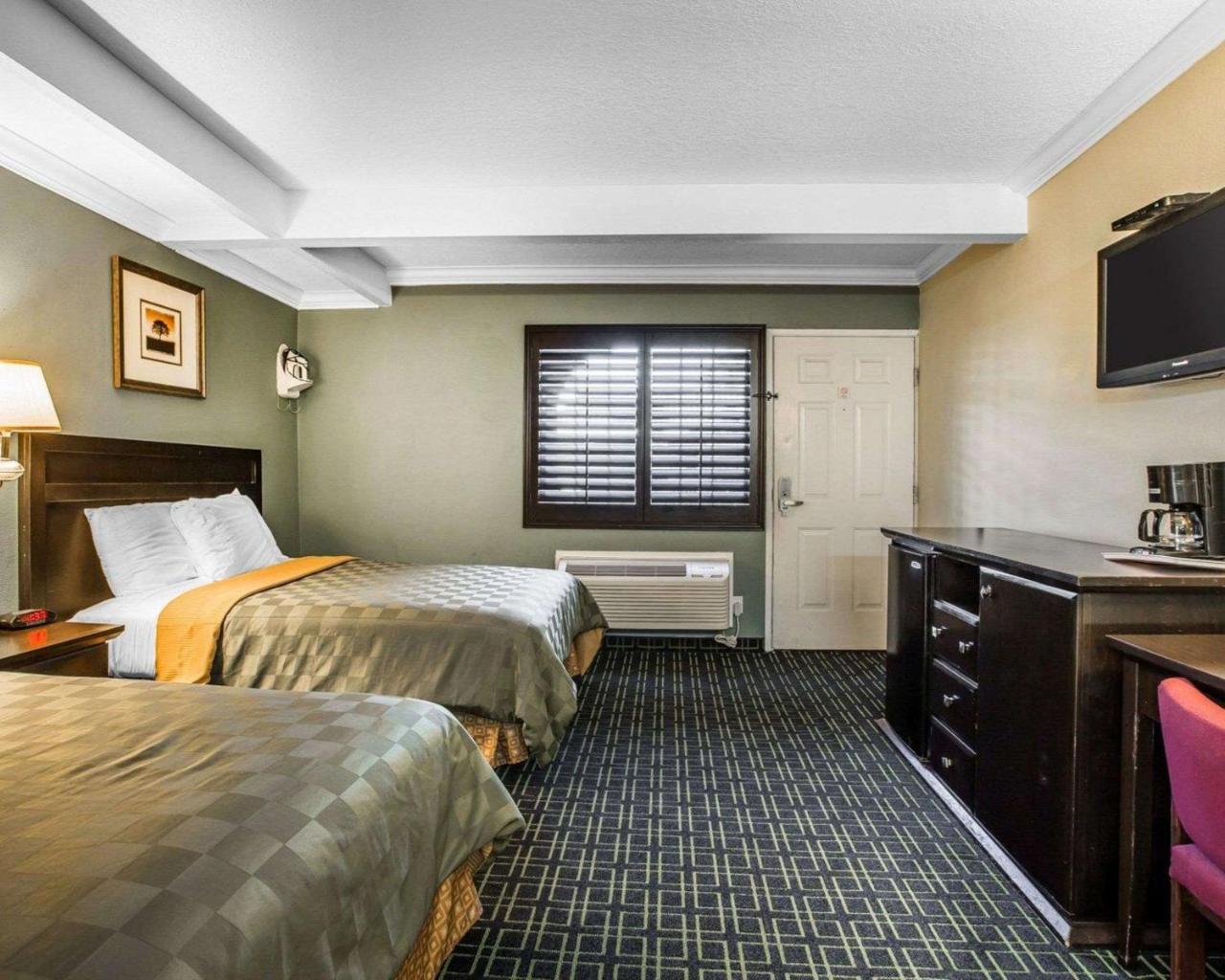 Rodeway Inn Hollywood Los Angeles Exterior photo