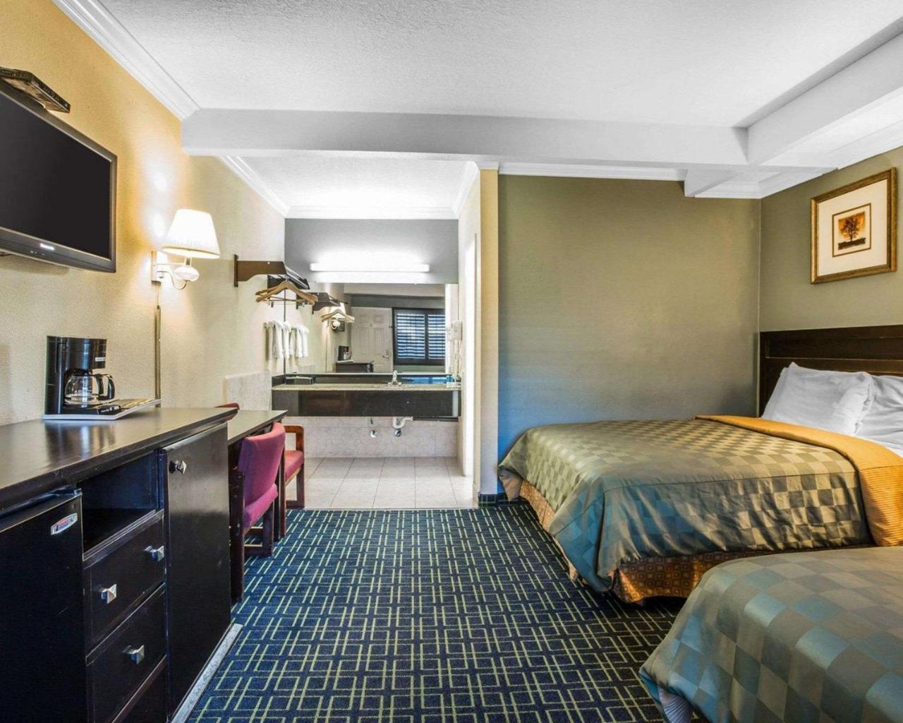 Rodeway Inn Hollywood Los Angeles Exterior photo